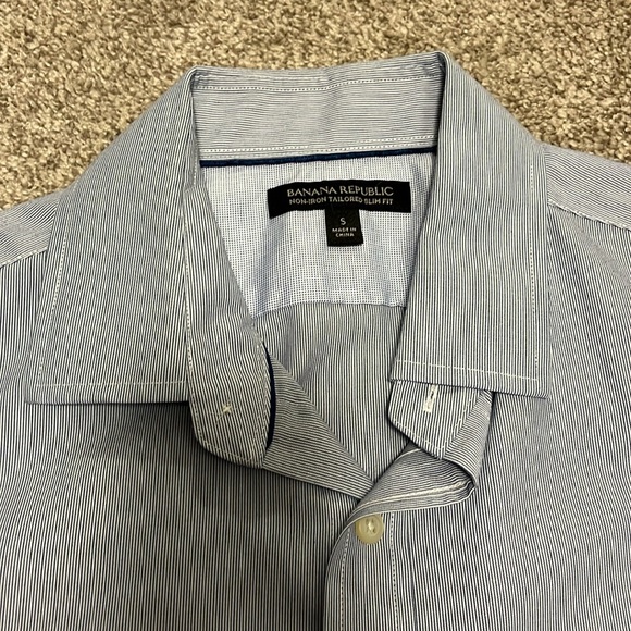 Banana Republic Blue Pinstripe Button Down Shirtt - Picture 3 of 3